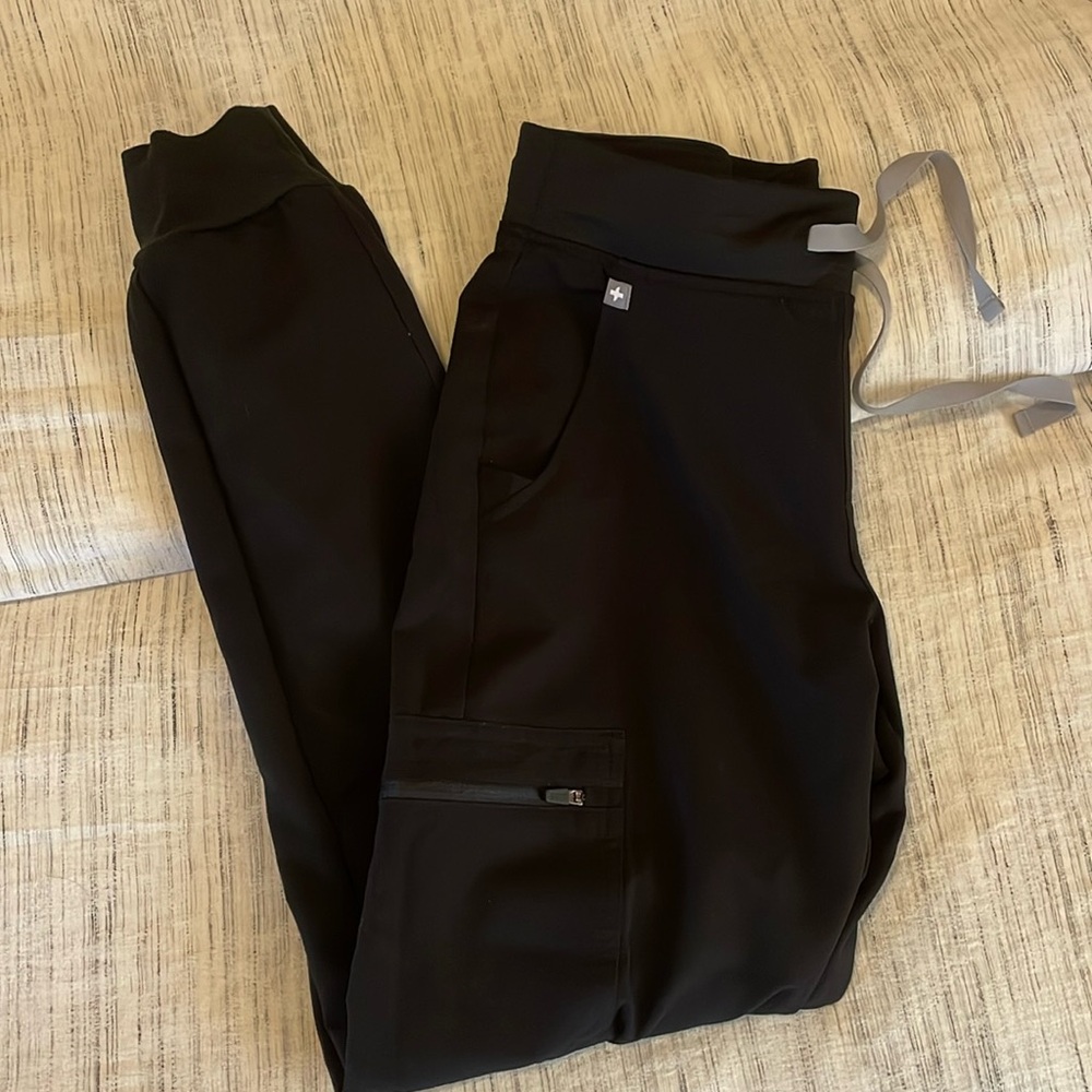 Figs scrub pants